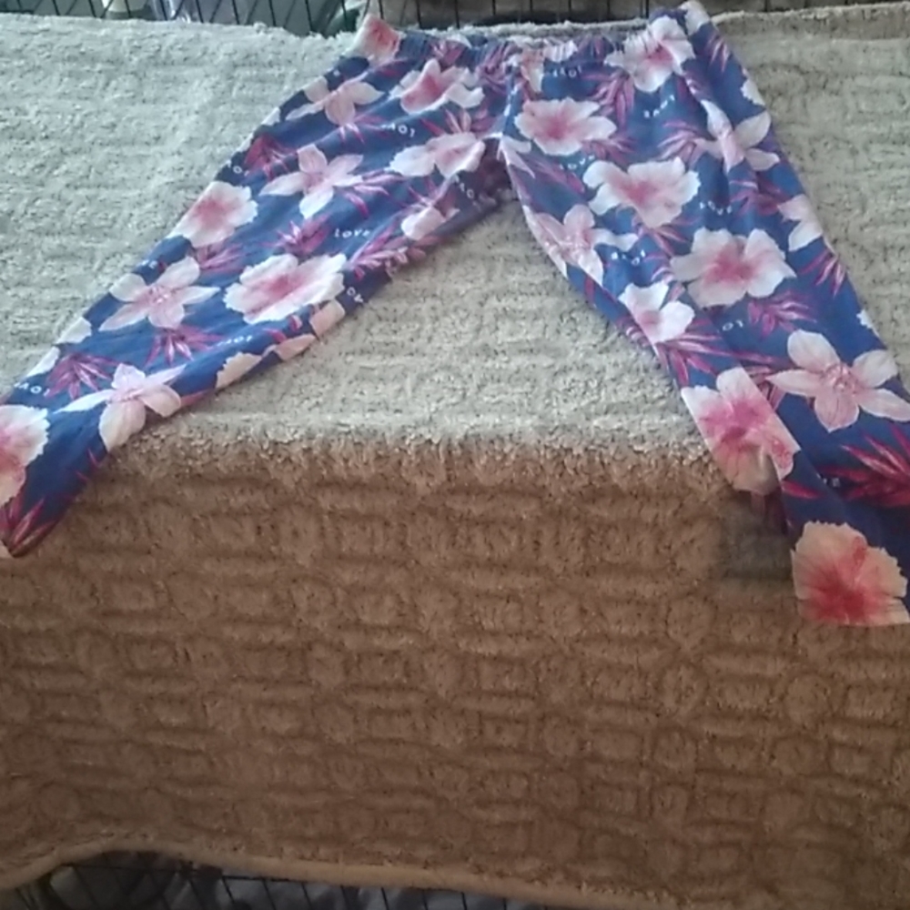Women's Capri floral leggings